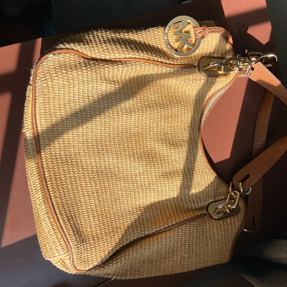 Michael Kors - Picture 3 of 4